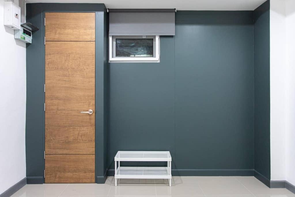 P1 Silom Pan Large Room Full Kitchen Wifi 4-6Pax Банкок Екстериор снимка
