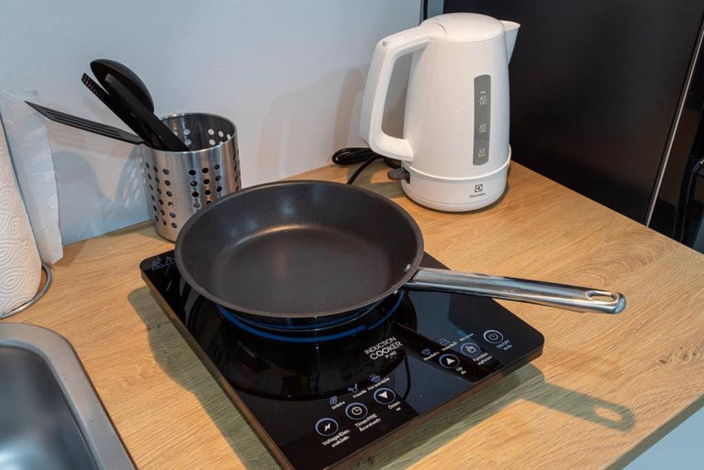 P1 Silom Pan Large Room Full Kitchen Wifi 4-6Pax Банкок Екстериор снимка